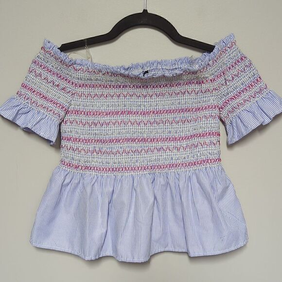Style Envy Blue Off the Shoulder Smocked Blouse NWT - Picture 1 of 5